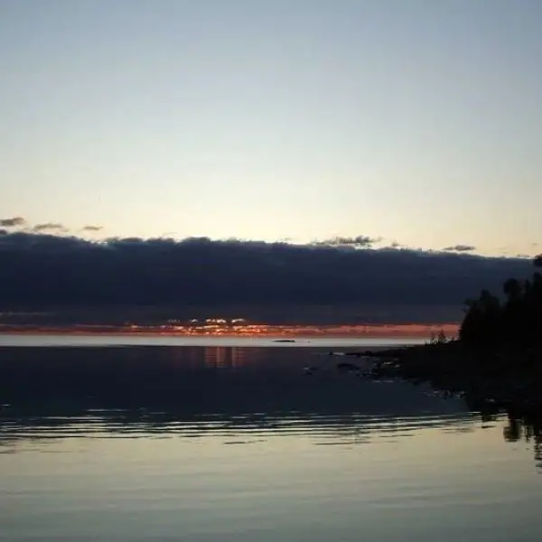 Dorcas Bay White House Cottage Rental - Guide to the Bruce Peninsula